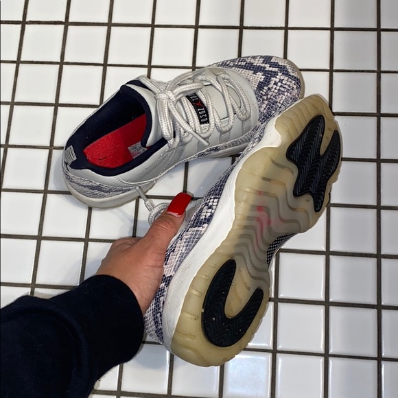 Snakeskin Jordan 11 Retro - Picture 2 of 3